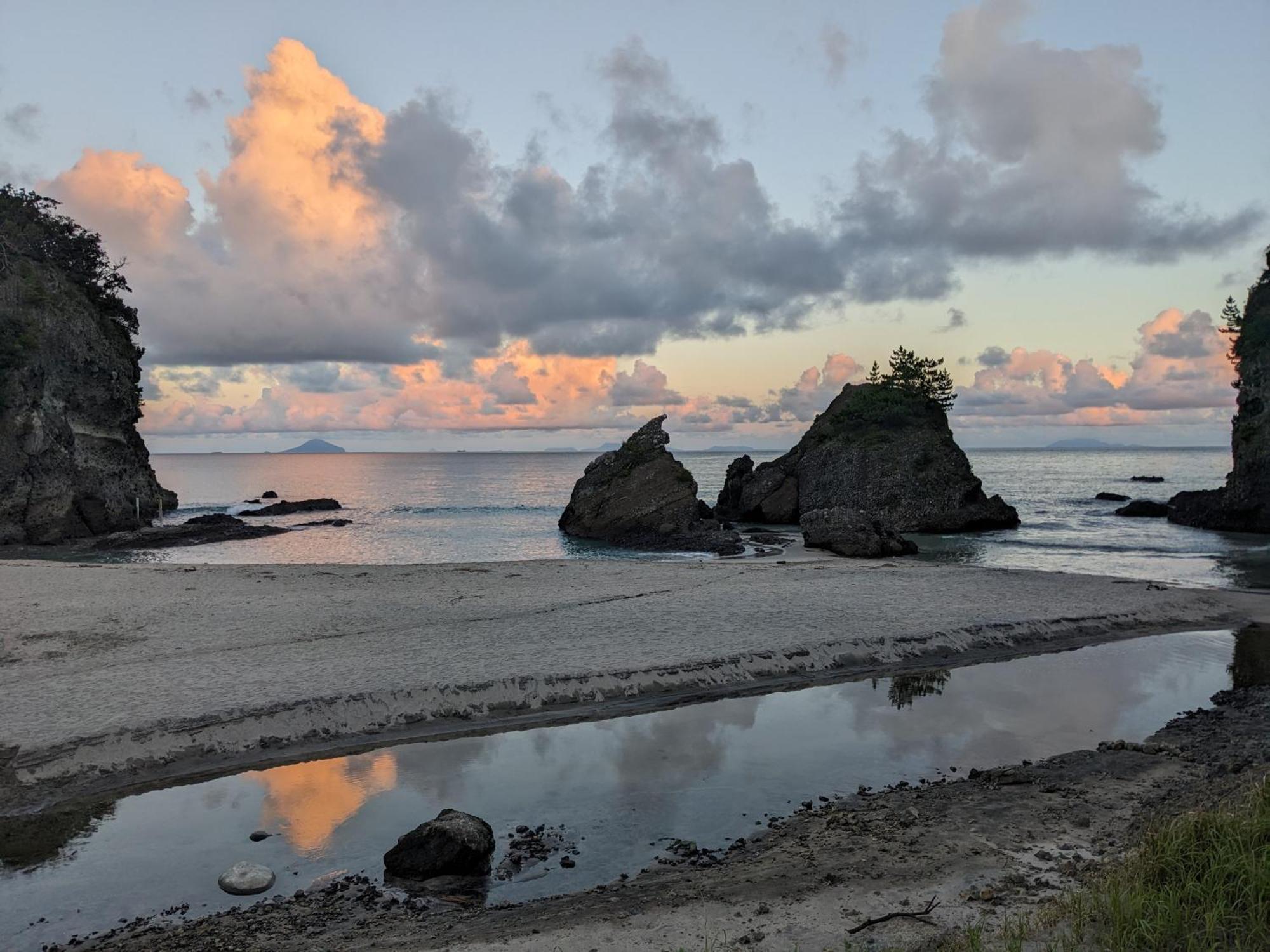 The Surf Lodge White Beach 下田市 エクステリア 写真